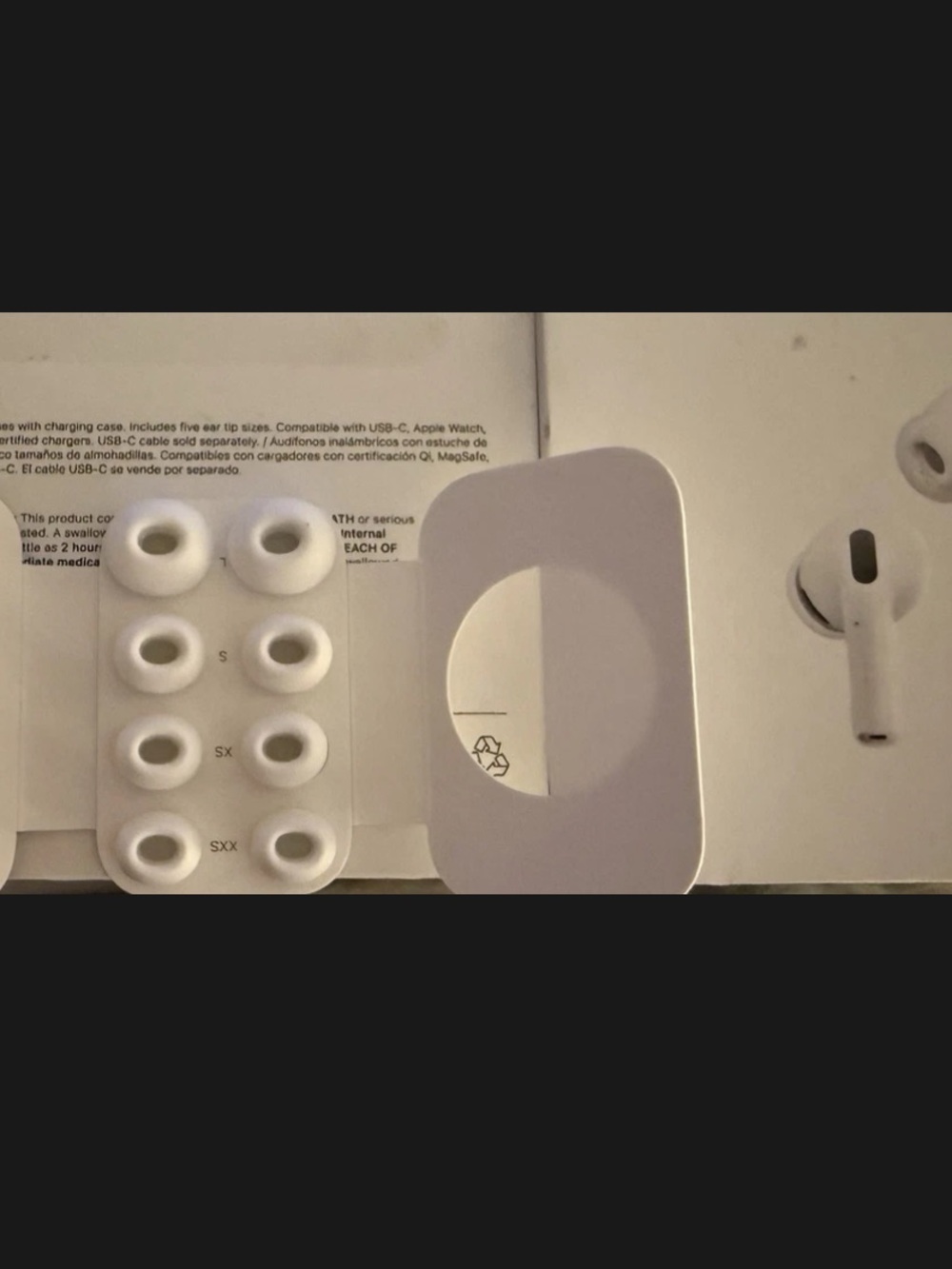 Apple AirPods 3 White Wireless Earbuds with Extra White Ear Tips